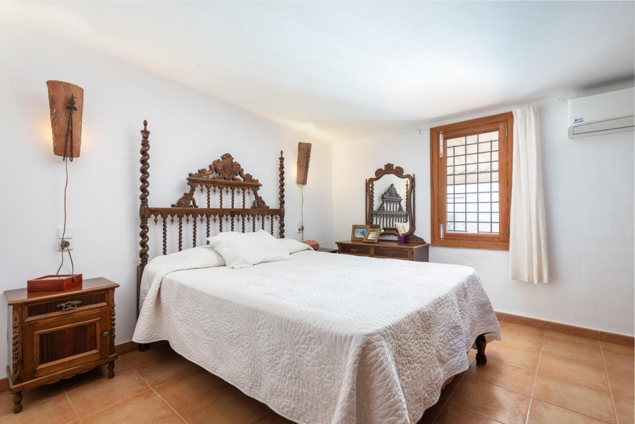 Calafat Villa