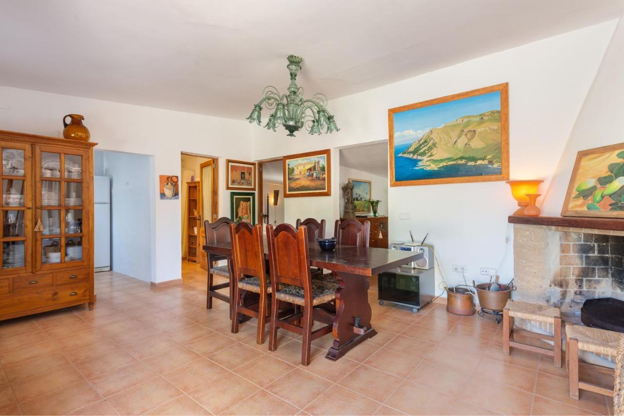Calafat Villa *